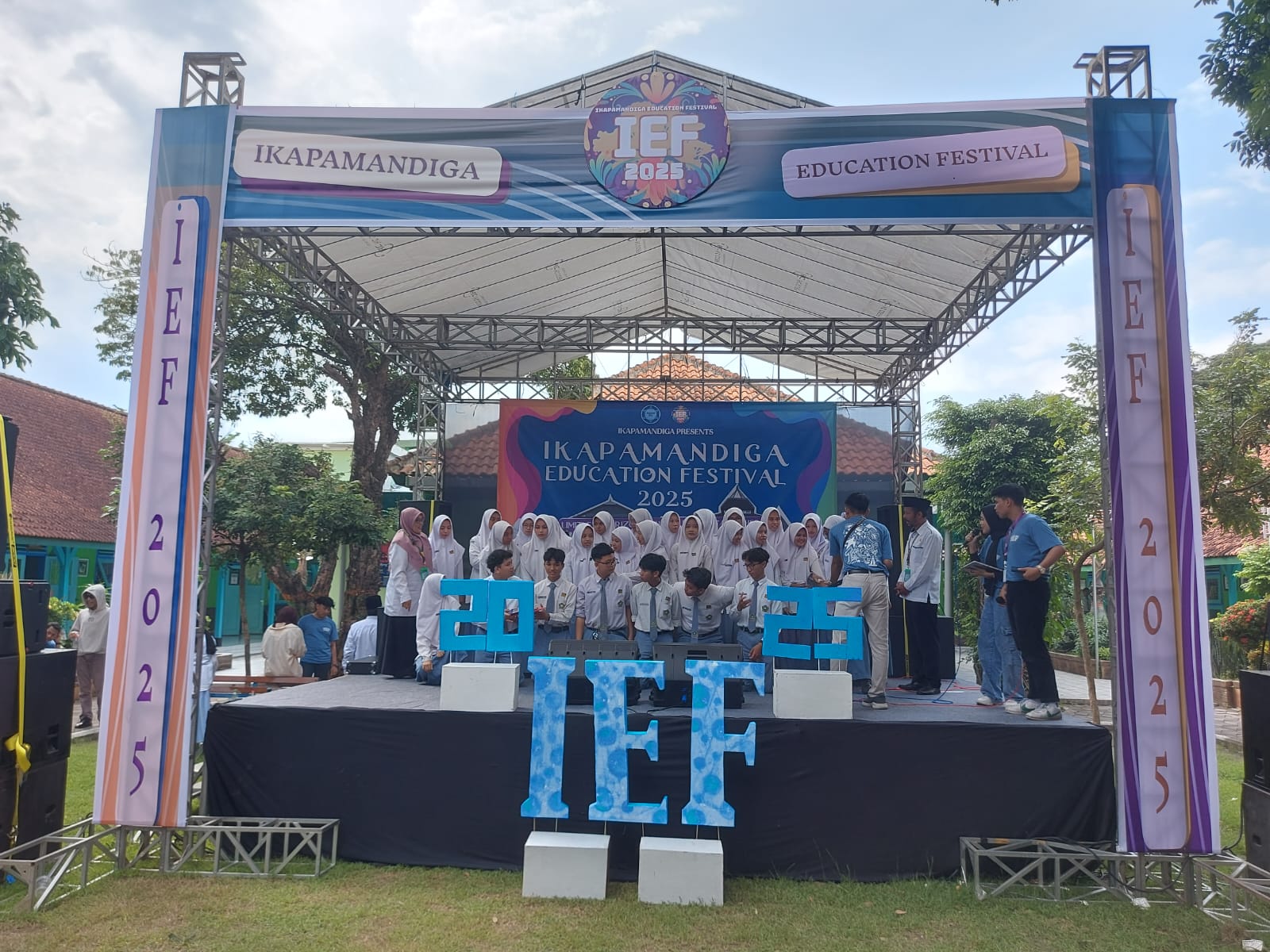 MAN 2 KOTA KEDIRI MENJADI TUAN RUMAH DALAM UPACARA PERINGATAN HAB KE-79 KEMENTERIAN AGAMA KOTA KEDIRI